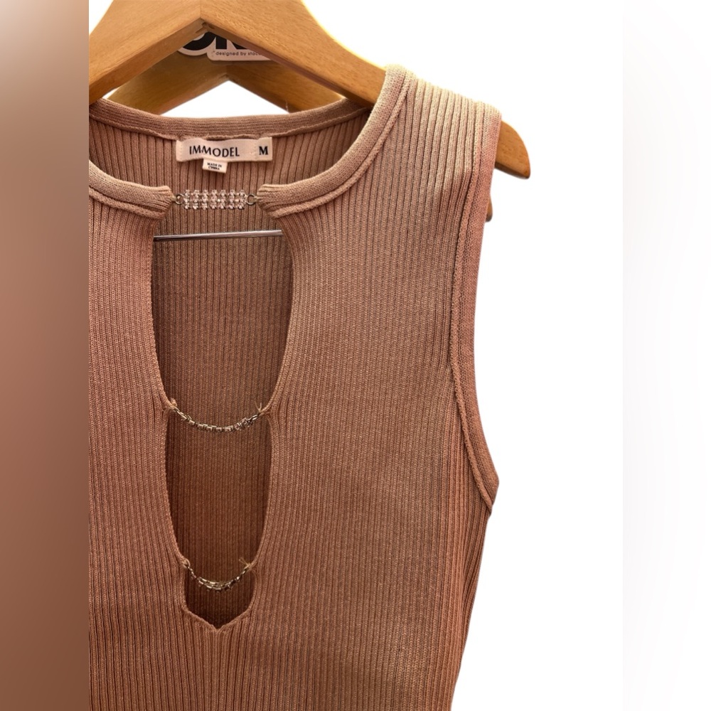 Immodel Rhinestone CUT Out Ribbed Top - Picture 2 of 5